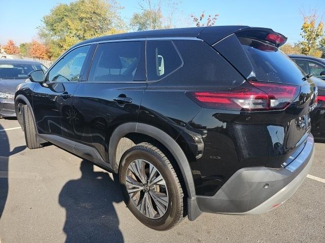 2021 nissan rogue sv