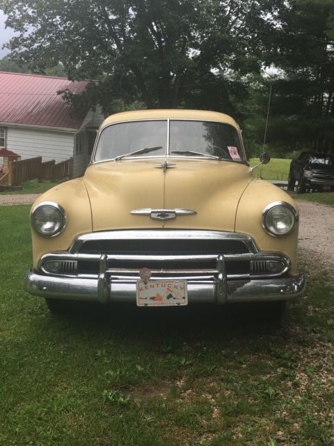 1951 chevy deluxe sedan