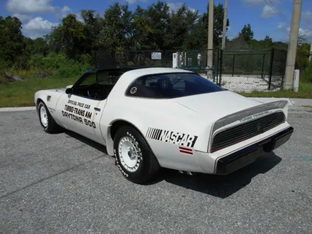 1981 pontiac trans am pace car edition,1of 2000, auto. loaded.2k miles.must see!