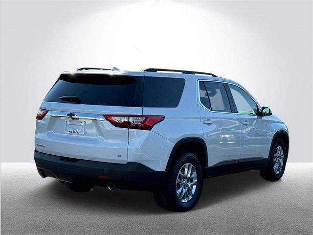 2021 chevrolet traverse lt cloth