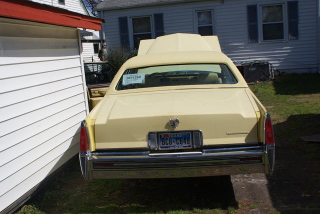 4 dr brougham all leather good interior dash has crack