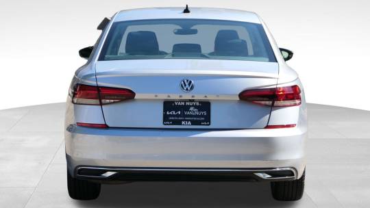 2020 Volkswagen Passat (North America and China)