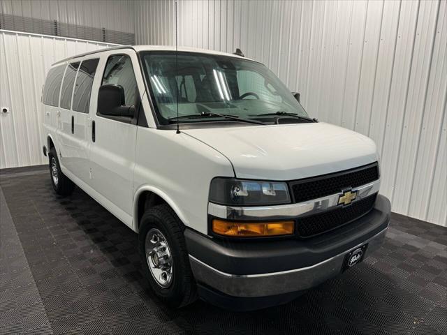 2020 chevrolet express 2500 rwd 2500 regular wheelbase lt