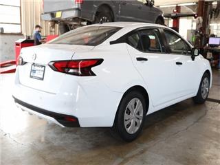 2021 Nissan Versa s