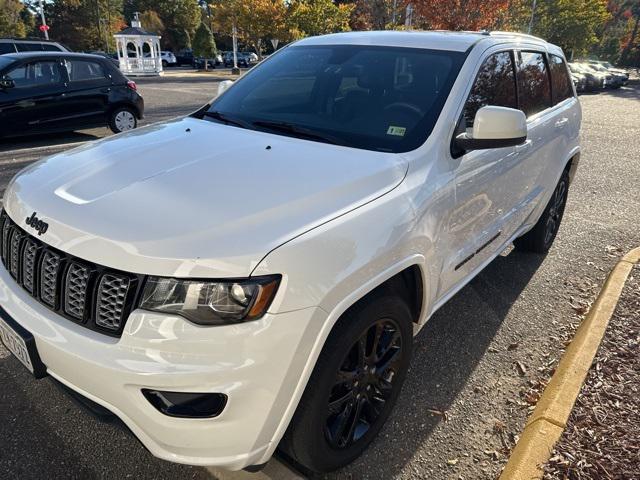 2017 jeep grand cherokee altitude