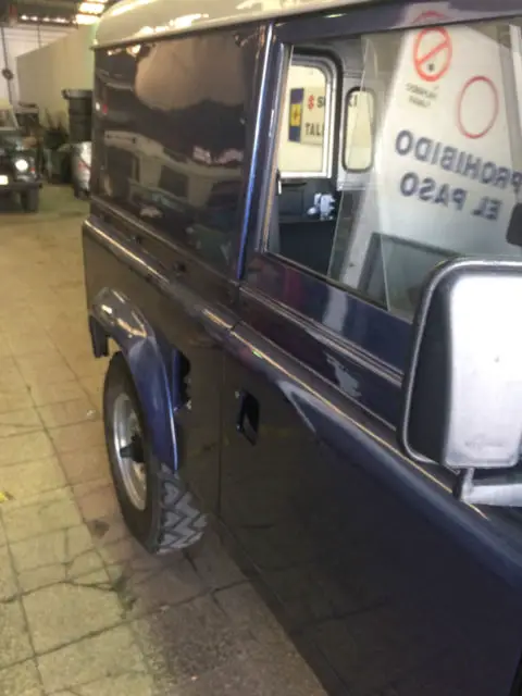 198 land rover 90 left hand drive