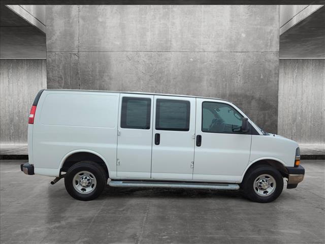 2022 chevrolet express 2500 rwd 2500 regular wheelbase wt