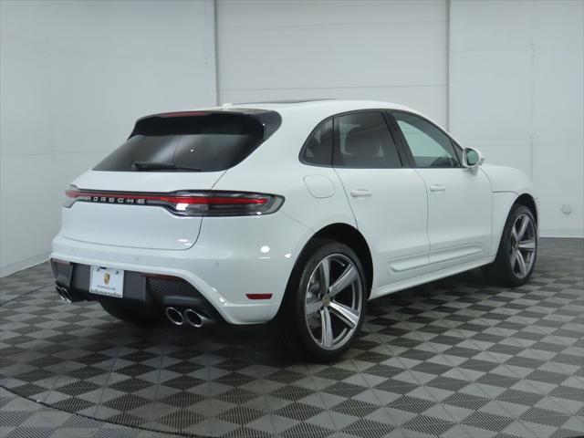 2024 porsche macan base