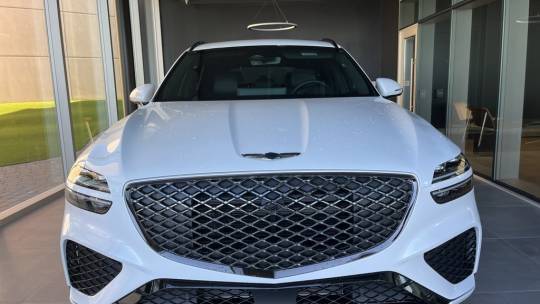 2025 Genesis GV70