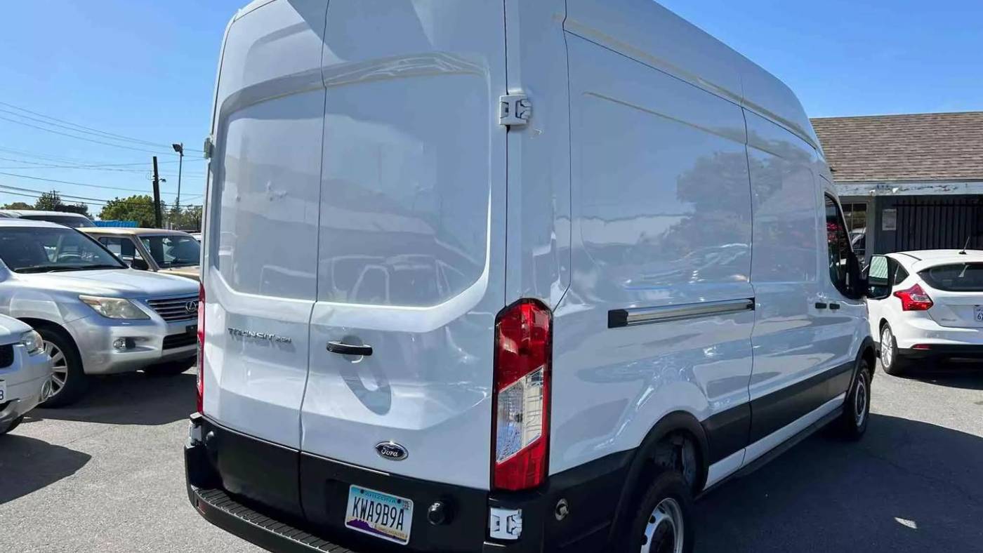2020 ford transit 250