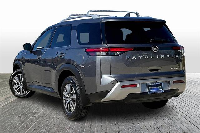 2023 nissan pathfinder sl