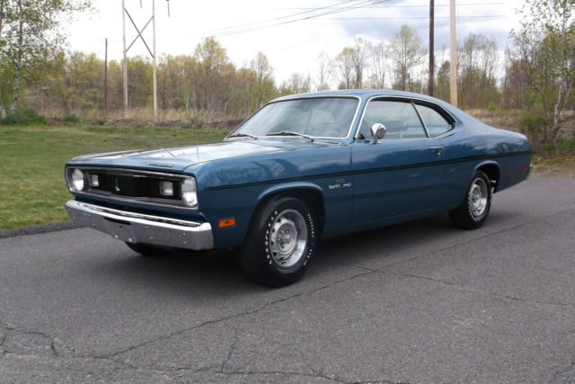 mopar collectors this is the holy grail of 70 duster 340 models, has it all !