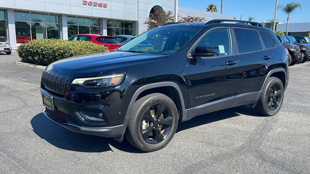 2023 jeep cherokee altitude