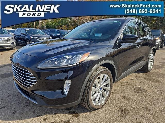 2022 ford escape titanium