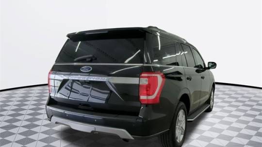 2020 ford expedition xlt