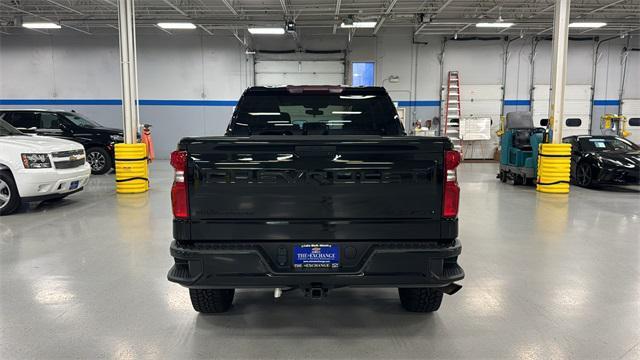2022 chevrolet silverado 1500 custom trail boss