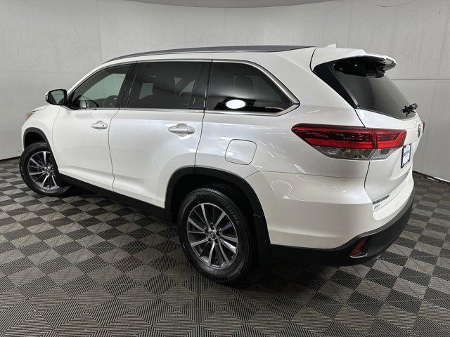 2019 toyota highlander xle