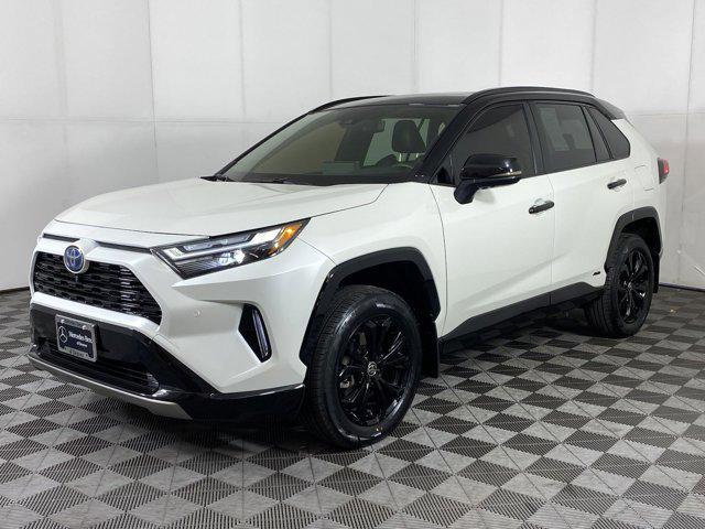 2022 toyota rav4 hybrid se