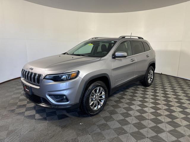 2021 jeep cherokee latitude lux