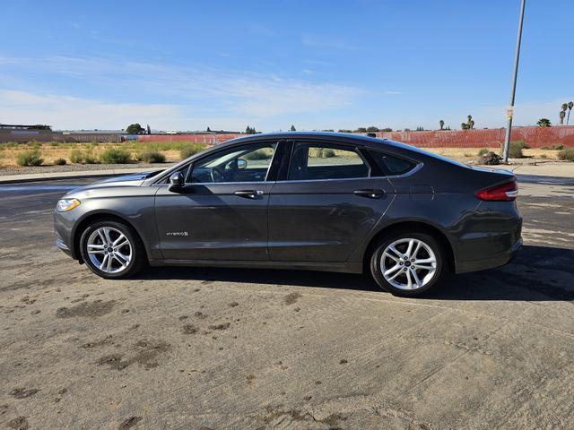 2018 ford fusion hybrid se