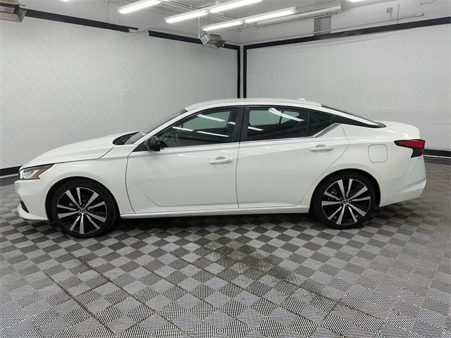 2022 nissan altima sr fwd