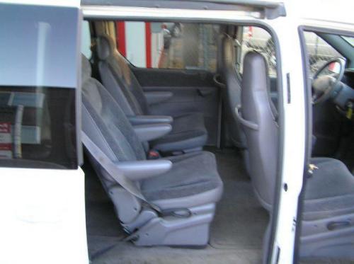 1997 dodge caravan se in colorado