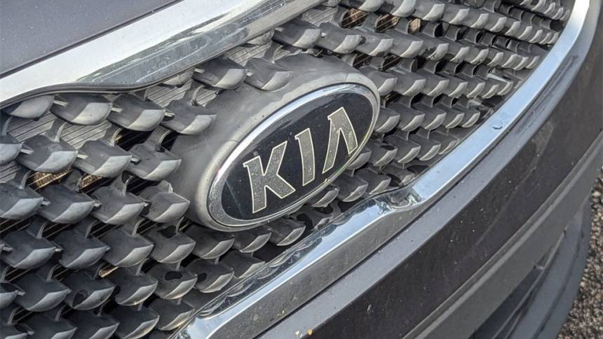 2018 kia sorento lx v6
