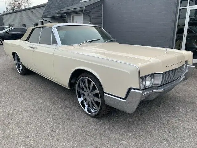 1967 lincoln continental cv