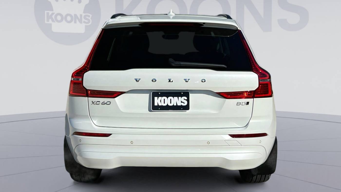 2022 volvo xc60 b5 momentum