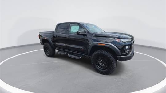 2024 GMC Canyon