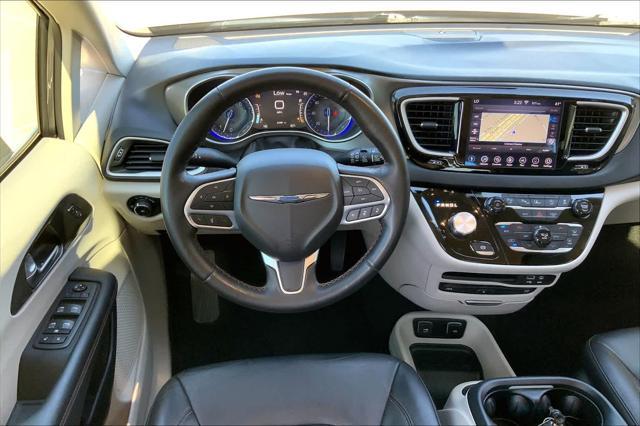 2020 chrysler pacifica touring-l plus