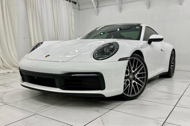2022 porsche 911 carrera