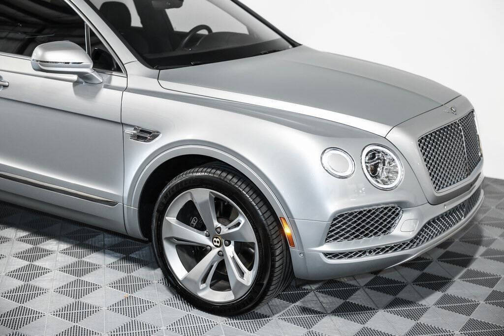 2020 bentley bentayga v8 awd 4dr suv
