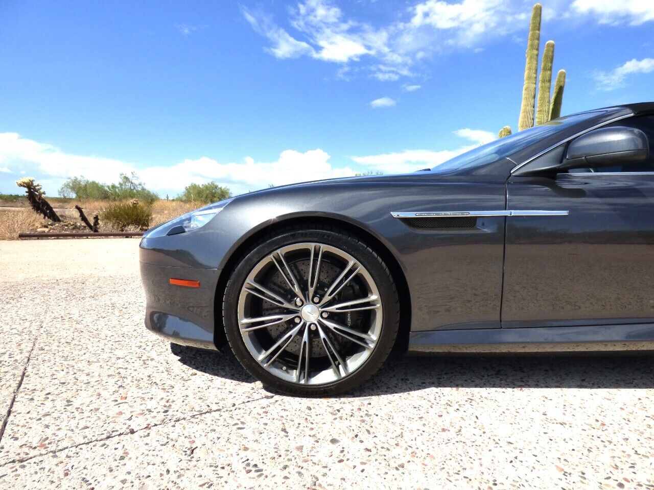 2012 aston martin virage volante 2+2