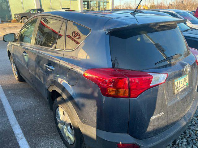 2013 toyota rav4 le