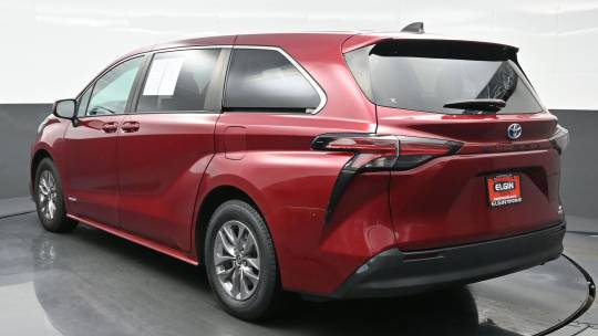 2021 Toyota Sienna