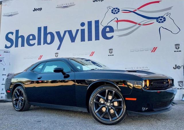 2022 dodge challenger sxt