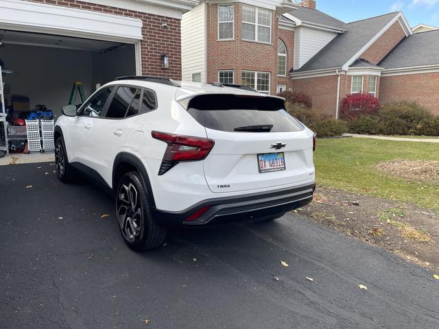 2024 chevrolet trax 2rs