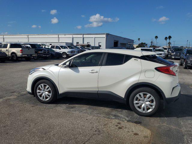 2020 toyota c-hr le