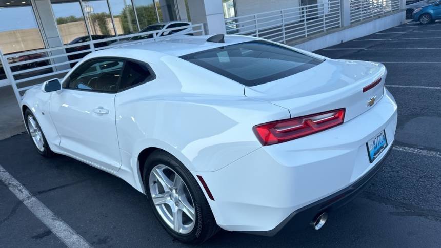 2018 chevrolet camaro lt