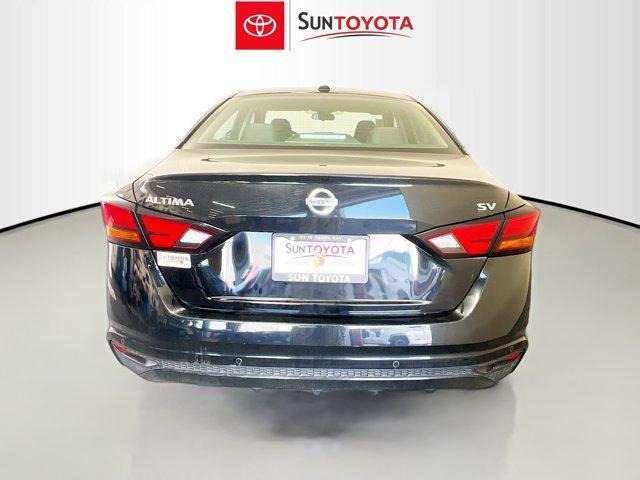 2022 nissan altima 2.5 sv