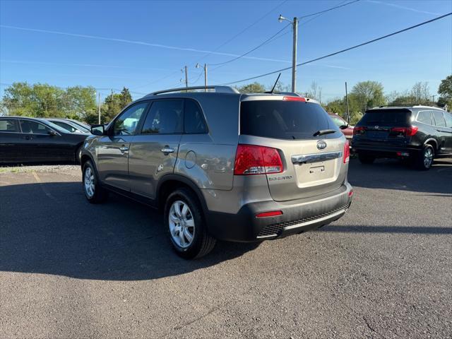 2011 kia sorento lx