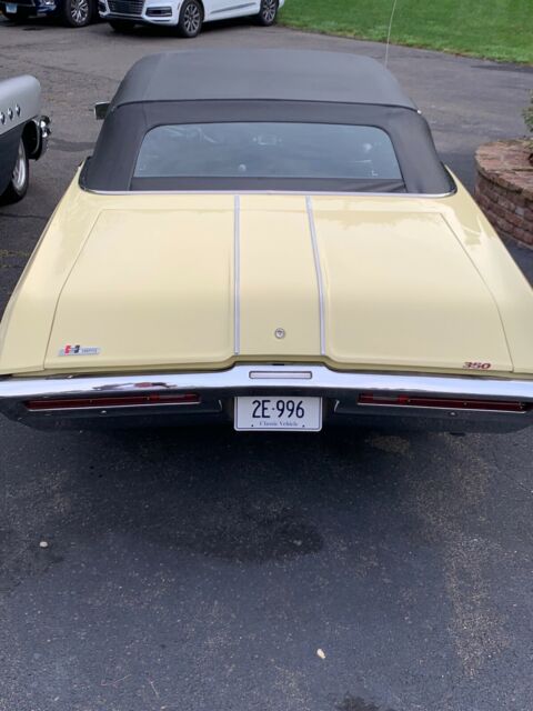 1968 buick sky lark convertible; 4 speed hurst