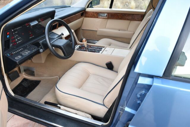 1983 aston martin lagonda