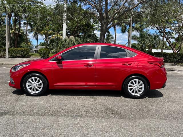 2022 hyundai accent sel