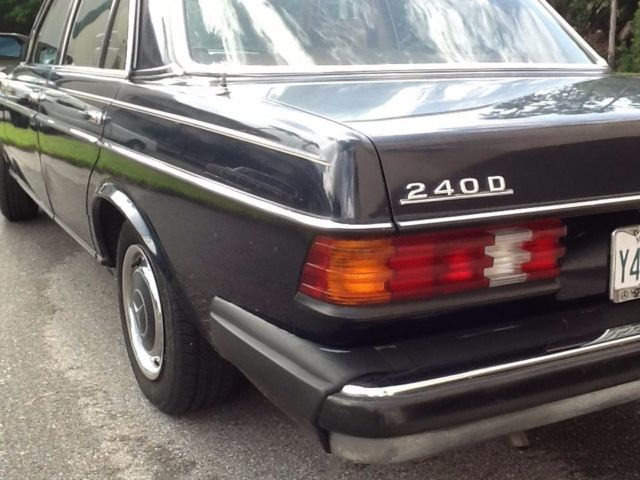 1983 mercedes 240d 4sp manual