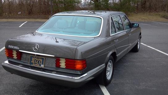 nice condition and very dependable with classic styling. one of the best mb ever