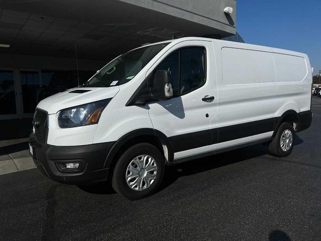 2024 ford transit-250