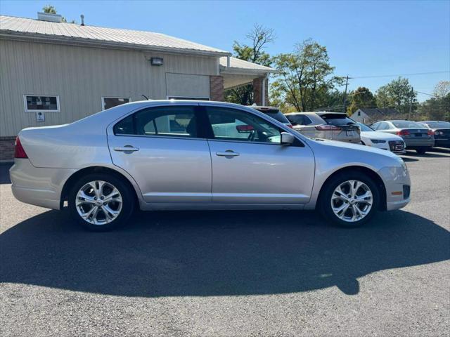 2012 ford fusion se