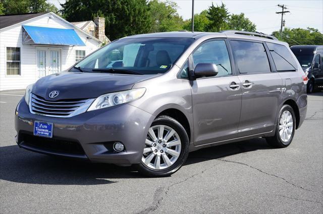 2012 toyota sienna limited